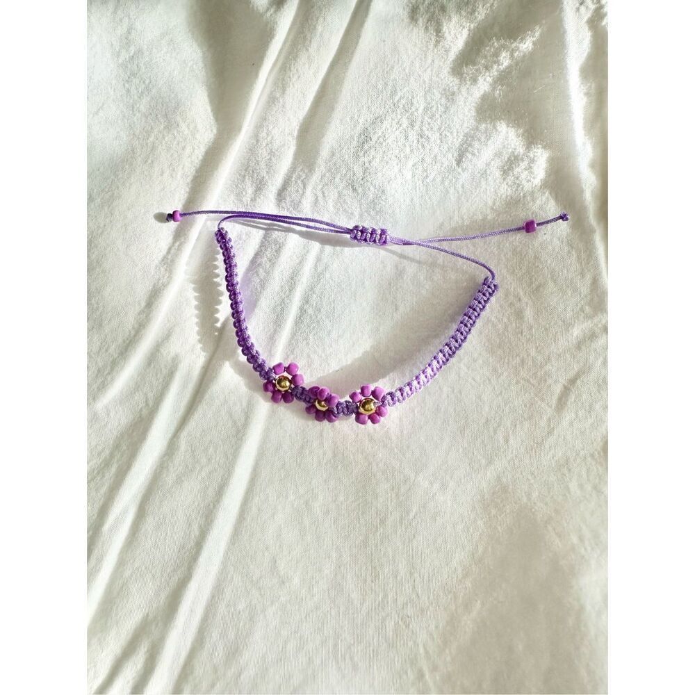 Purple flower friendship beaded bracelet